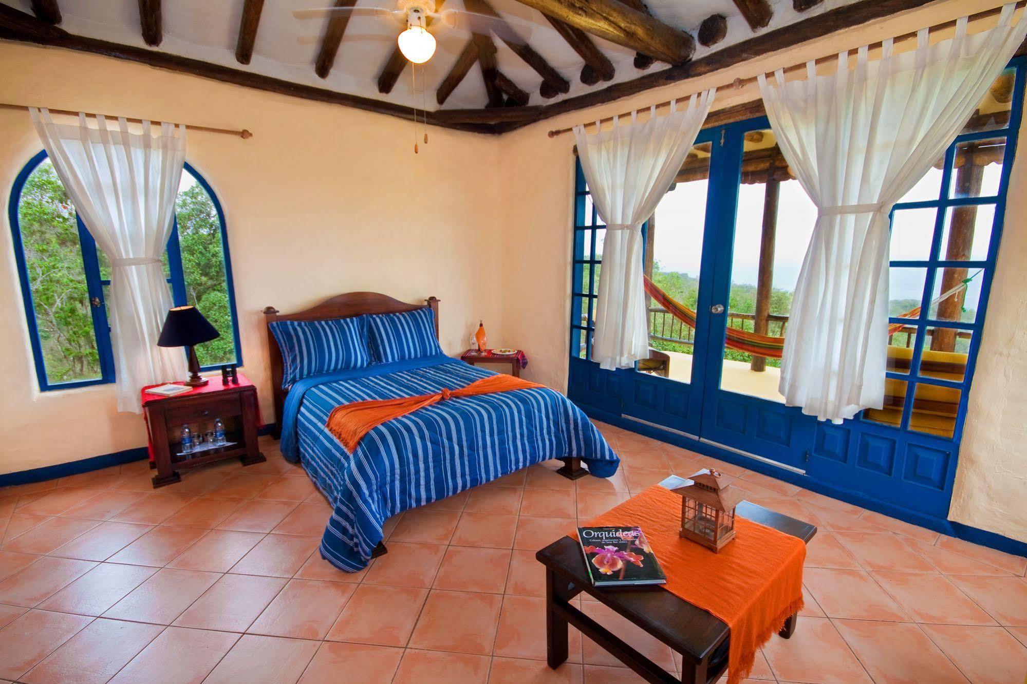 Mantaraya Lodge Puerto López Kültér fotó