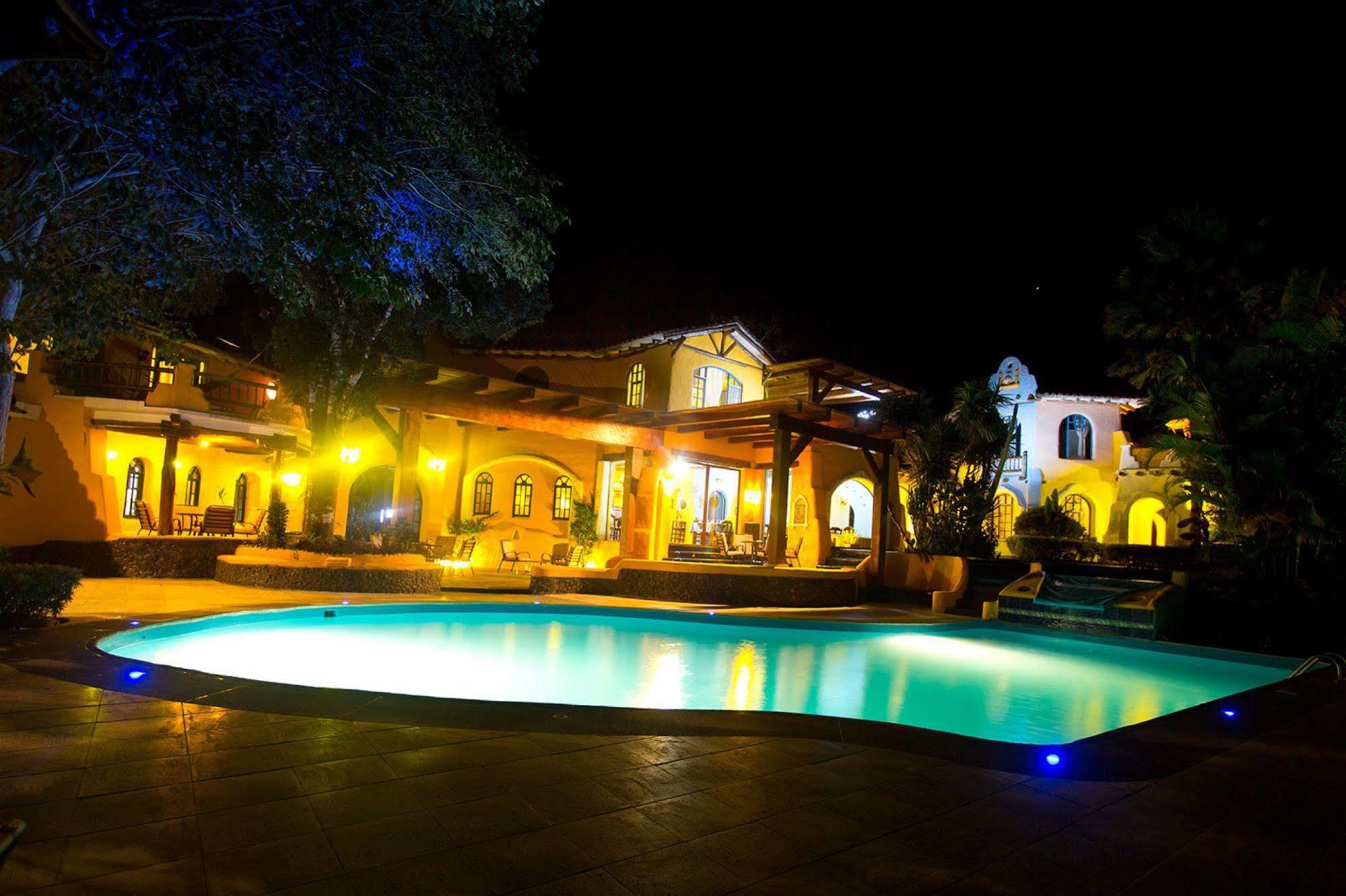 Mantaraya Lodge Puerto López Kültér fotó